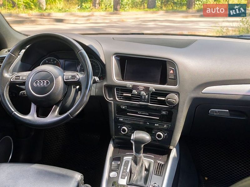 Внедорожник / Кроссовер Audi Q5 2016 в Киеве