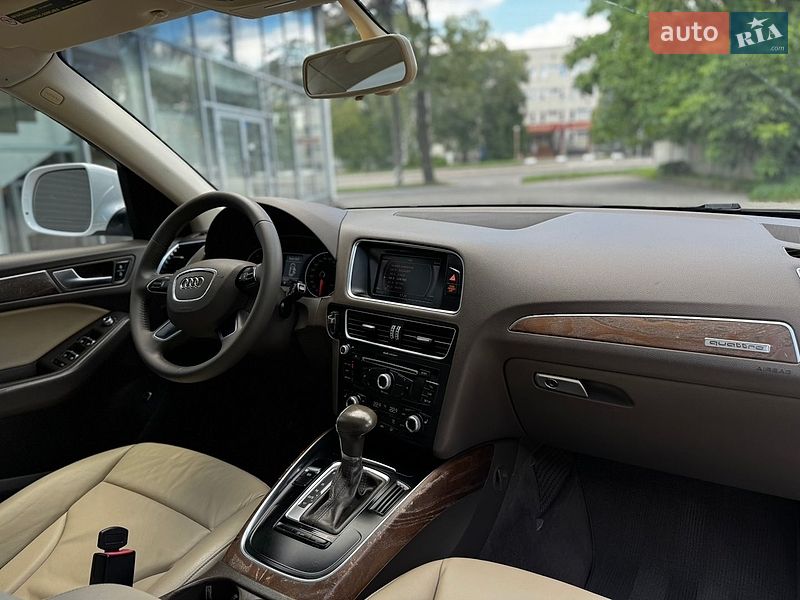 Внедорожник / Кроссовер Audi Q5 2013 в Ровно