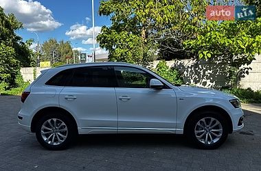 Внедорожник / Кроссовер Audi Q5 2013 в Ровно