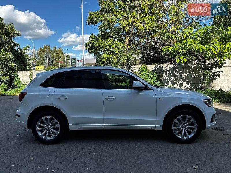 Внедорожник / Кроссовер Audi Q5 2013 в Ровно