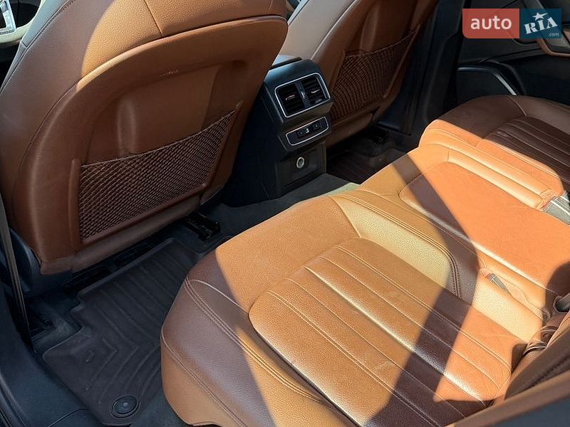 Внедорожник / Кроссовер Audi Q5 2019 в Самборе