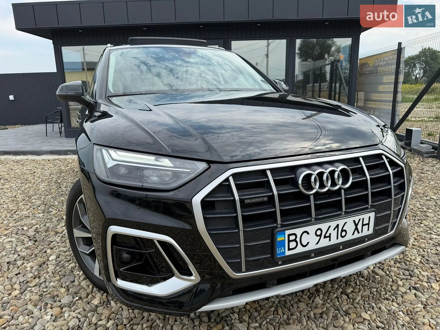 Audi Q5 2021 VIN WA1AAAFY7M2118488 фото оголошення 8 з 111