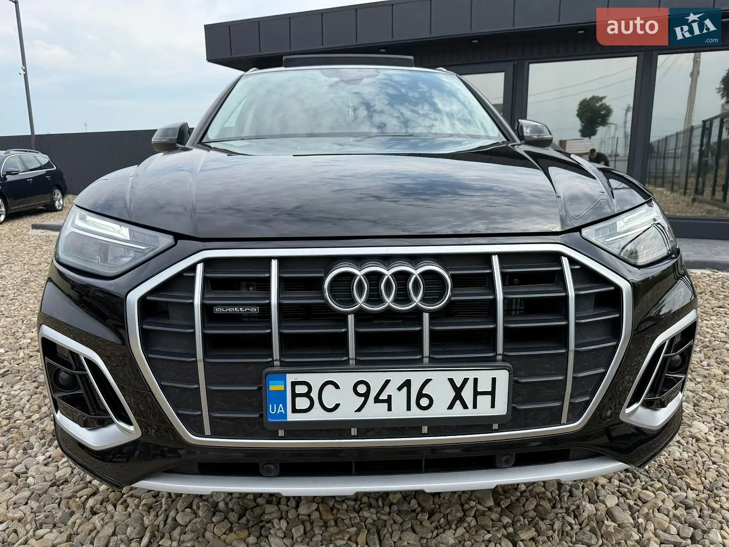 Audi Q5 2021 VIN WA1AAAFY7M2118488 фото оголошення 12 з 111