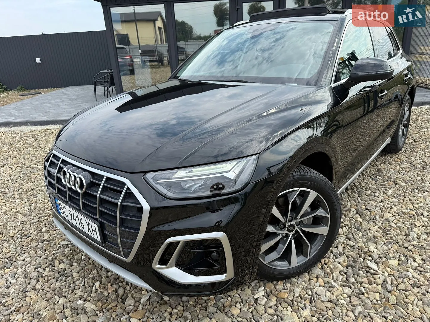 Audi Q5 2021 VIN WA1AAAFY7M2118488 фото оголошення 21 з 111