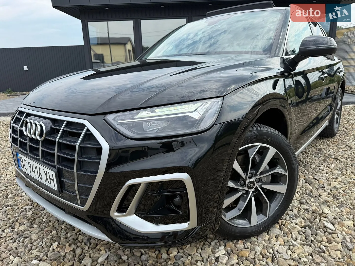 Audi Q5 2021 VIN WA1AAAFY7M2118488 фото оголошення 29 з 111