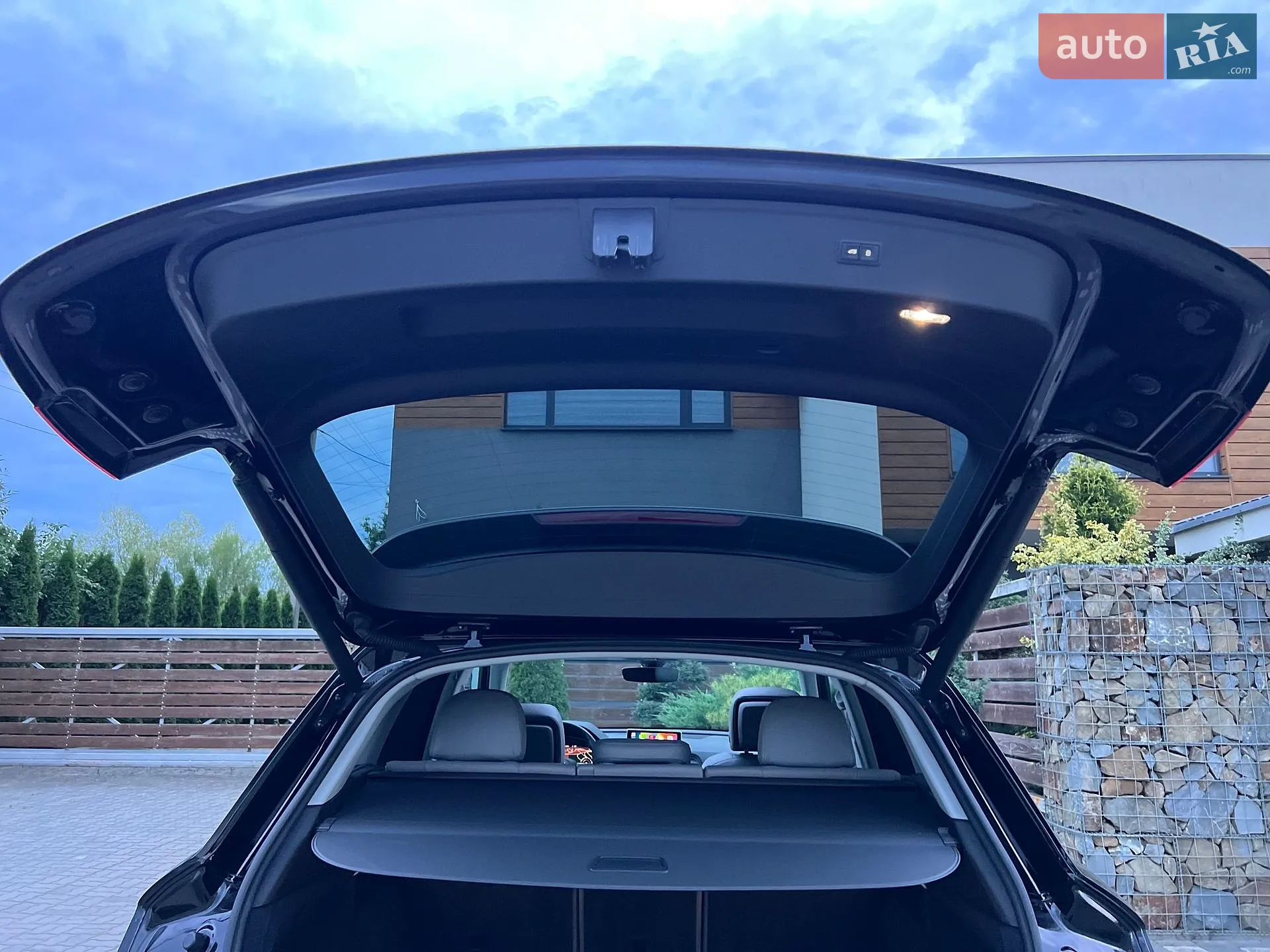 Audi Q5 2018 VIN WA1BNAFY2J2202710 фото оголошення 132 з 140