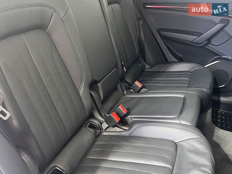 Позашляховик / Кросовер Audi Q5 2017 в Львові фото 12 Позашляховик / Кросовер Audi Q5 2017 в Львові