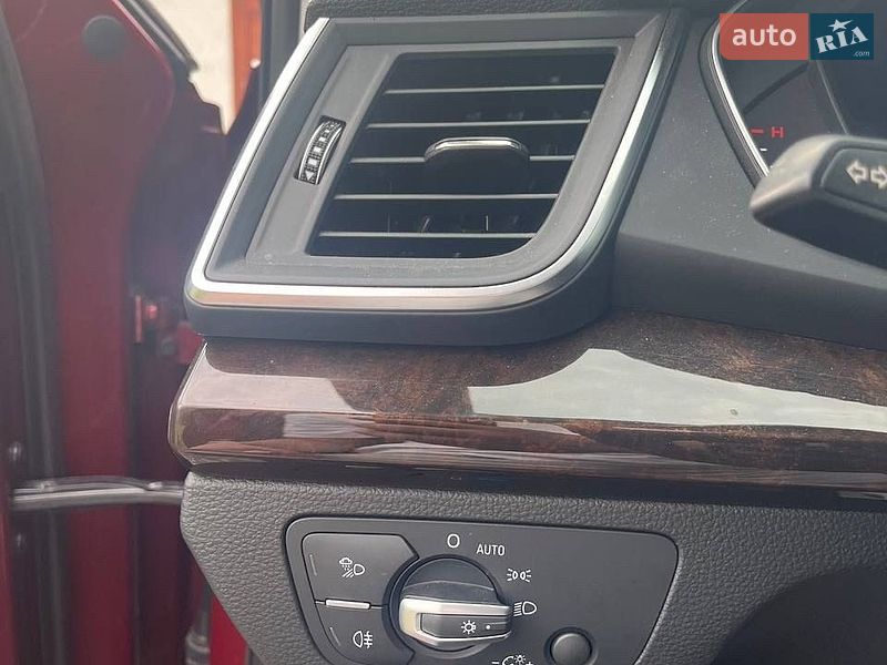 Позашляховик / Кросовер Audi Q5 2019 в Львові фото 17 Позашляховик / Кросовер Audi Q5 2019 в Львові
