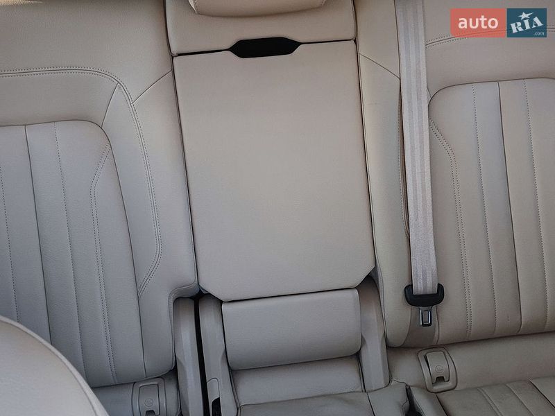 Внедорожник / Кроссовер Audi Q5 2018 в Житомире