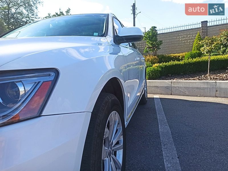 Позашляховик / Кросовер Audi Q5 2013 в Запоріжжі