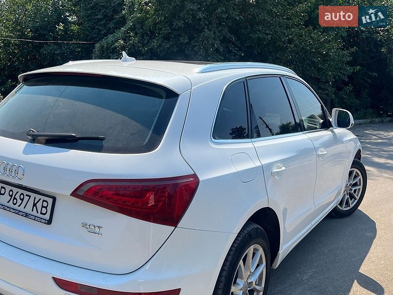 Внедорожник / Кроссовер Audi Q5 2010 в Запорожье