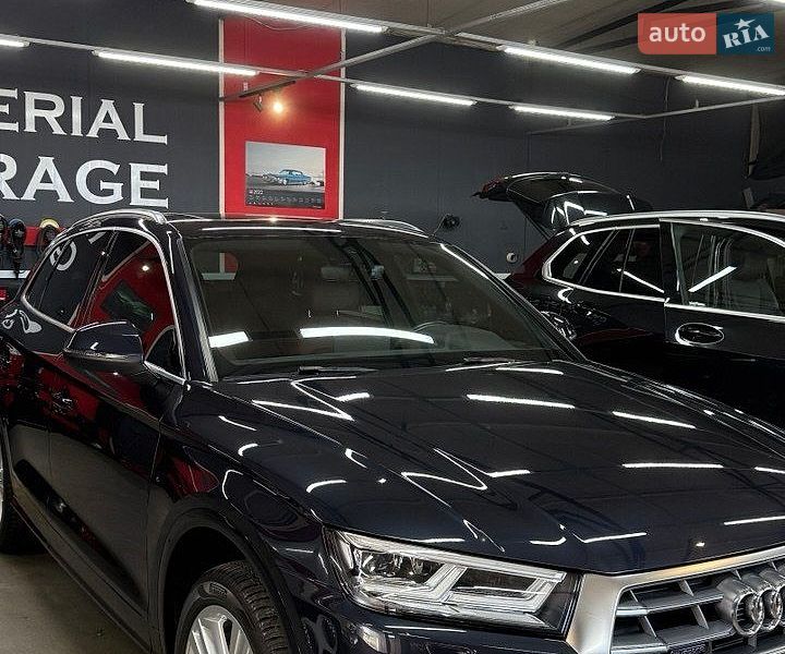 Внедорожник / Кроссовер Audi Q5 2017 в Львове