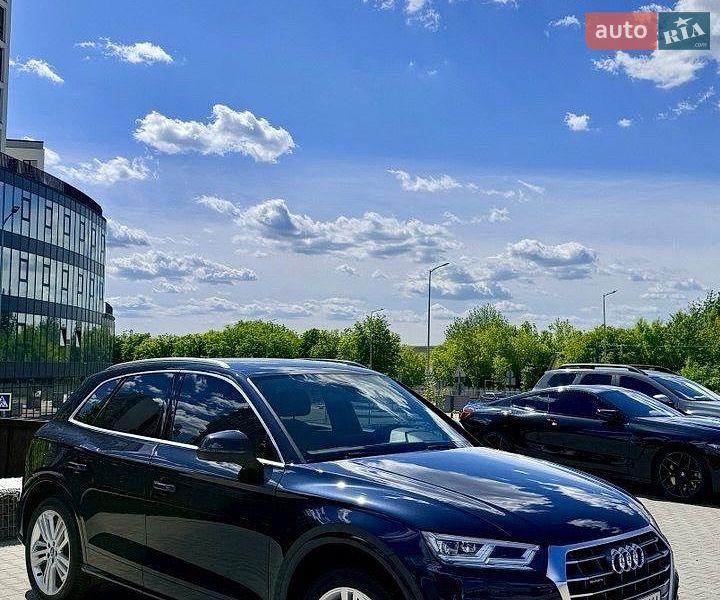 Внедорожник / Кроссовер Audi Q5 2017 в Львове