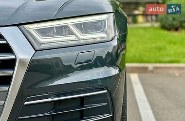 Позашляховик / Кросовер Audi Q5 2018 в Києві