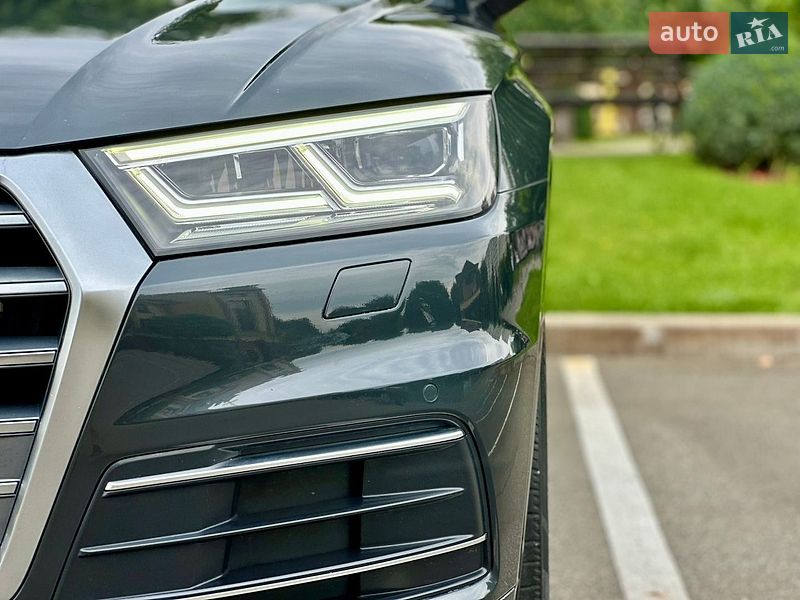 Позашляховик / Кросовер Audi Q5 2018 в Києві