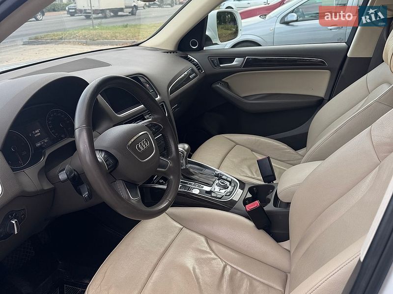 Позашляховик / Кросовер Audi Q5 2014 в Тернополі