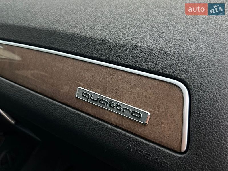 Позашляховик / Кросовер Audi Q5 2015 в Івано-Франківську