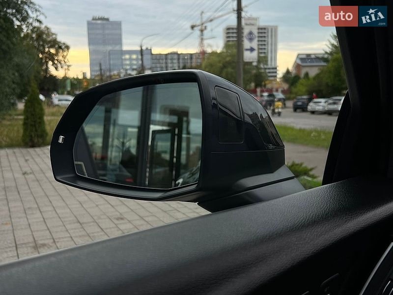 Внедорожник / Кроссовер Audi Q5 2017 в Львове
