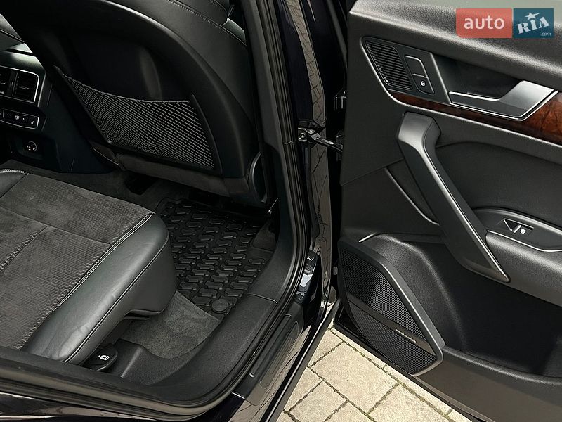 Внедорожник / Кроссовер Audi Q5 2017 в Львове