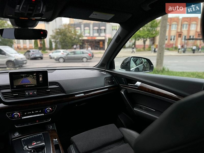 Внедорожник / Кроссовер Audi Q5 2017 в Львове