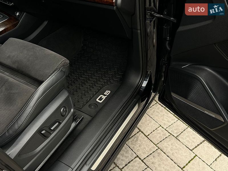 Внедорожник / Кроссовер Audi Q5 2017 в Львове