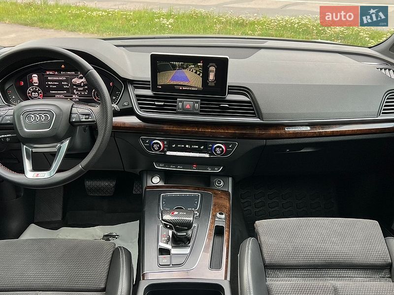 Внедорожник / Кроссовер Audi Q5 2017 в Львове