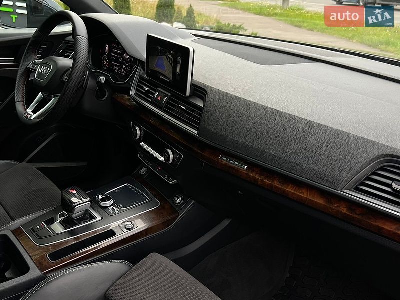 Внедорожник / Кроссовер Audi Q5 2017 в Львове