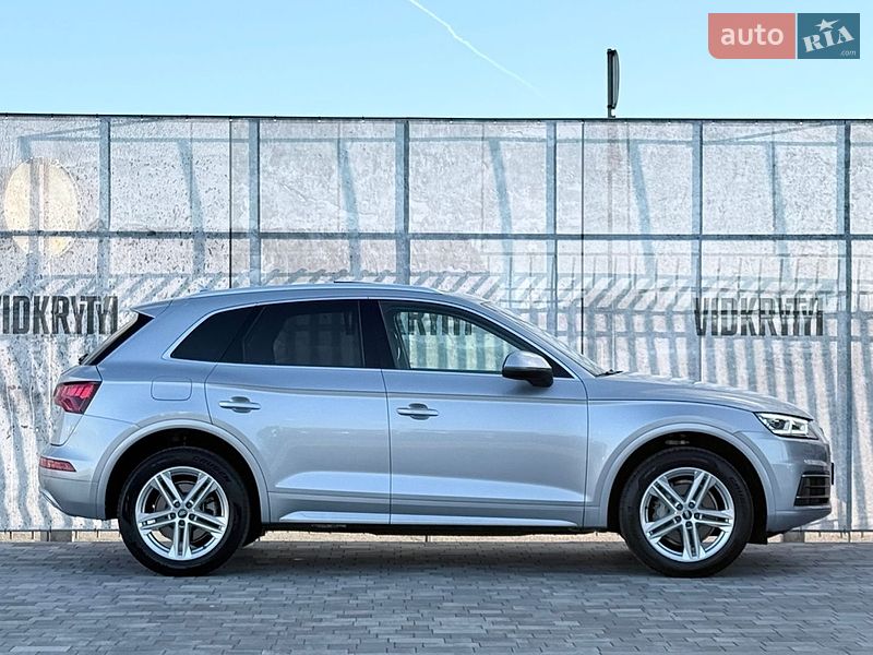 Внедорожник / Кроссовер Audi Q5 2018 в Киеве