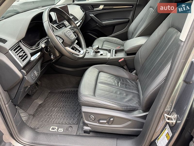 Внедорожник / Кроссовер Audi Q5 2018 в Ровно