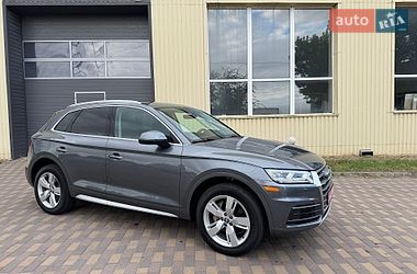 Внедорожник / Кроссовер Audi Q5 2018 в Ровно