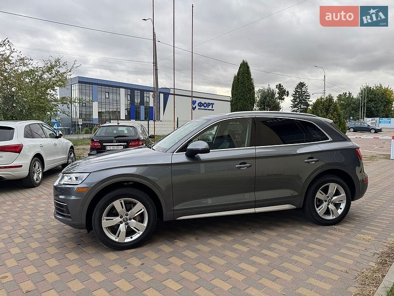Внедорожник / Кроссовер Audi Q5 2018 в Ровно