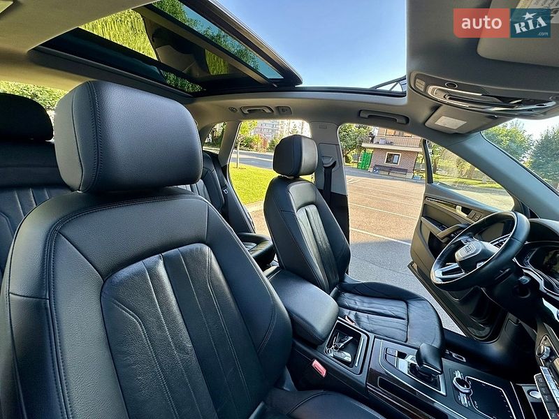 Позашляховик / Кросовер Audi Q5 2018 в Києві