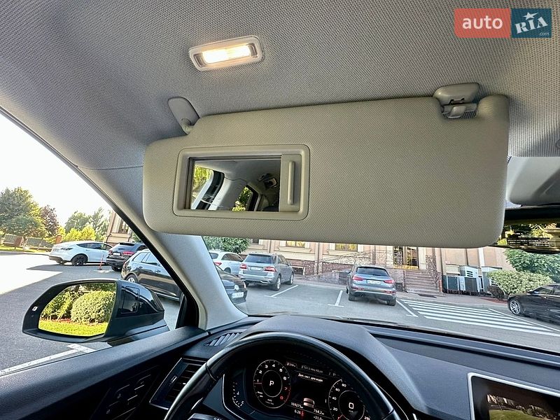 Позашляховик / Кросовер Audi Q5 2018 в Києві