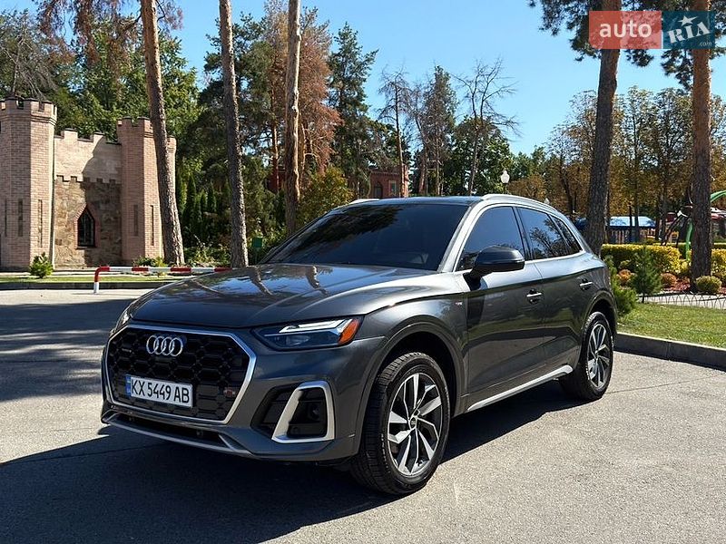 Позашляховик / Кросовер Audi Q5 2021 в Харкові