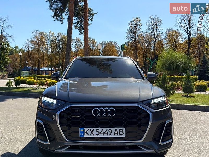 Позашляховик / Кросовер Audi Q5 2021 в Харкові