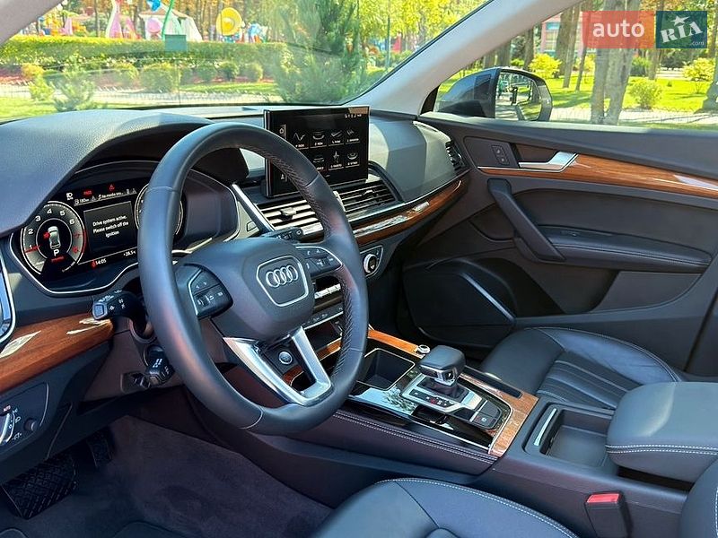 Позашляховик / Кросовер Audi Q5 2021 в Харкові