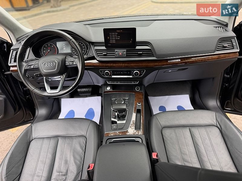 Внедорожник / Кроссовер Audi Q5 2018 в Дрогобыче