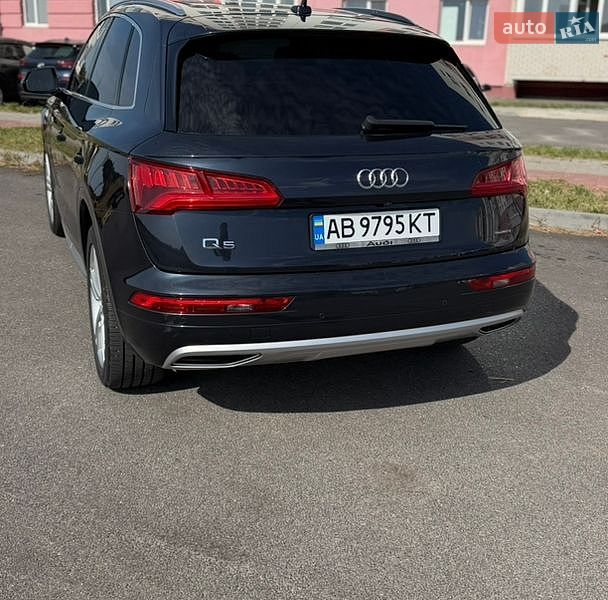 Позашляховик / Кросовер Audi Q5 2019 в Вінниці