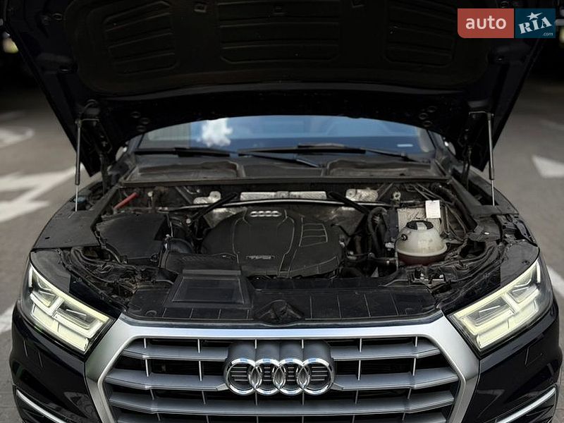 Внедорожник / Кроссовер Audi Q5 2017 в Киеве