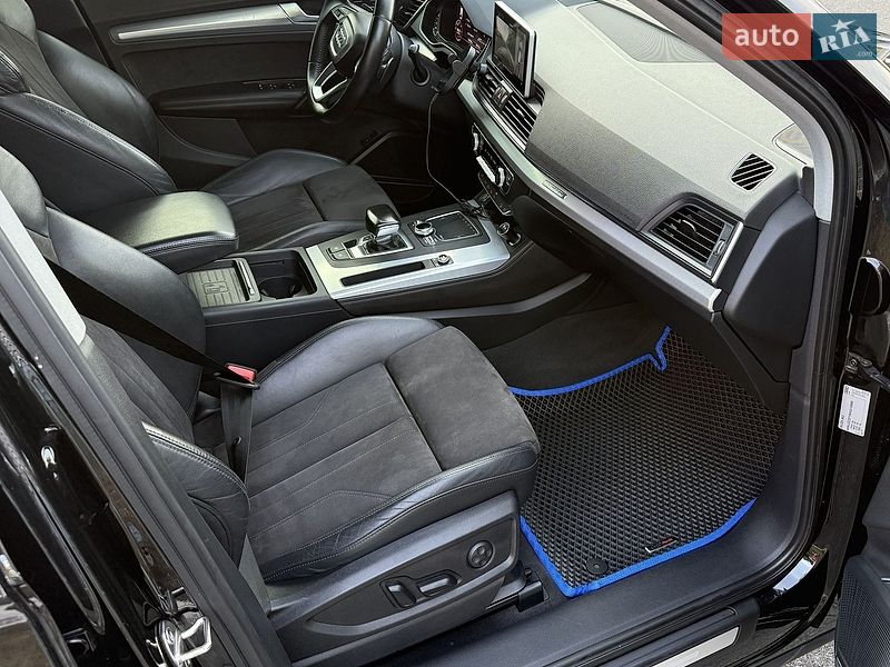 Внедорожник / Кроссовер Audi Q5 2017 в Киеве
