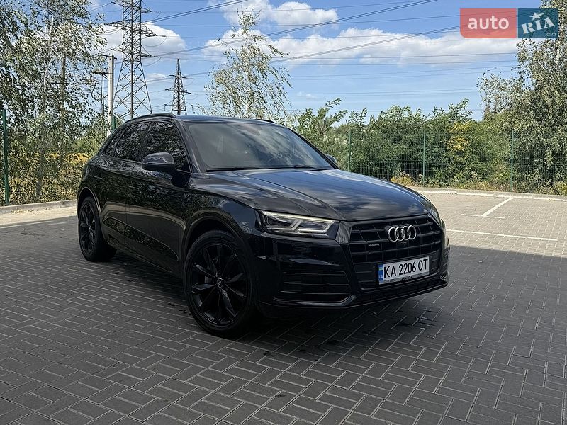 Внедорожник / Кроссовер Audi Q5 2017 в Киеве