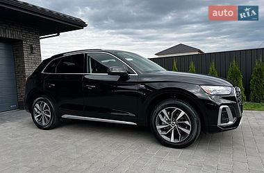 Внедорожник / Кроссовер Audi Q5 2022 в Луцке