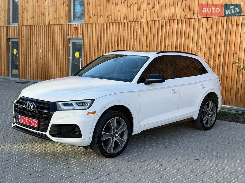 Позашляховик / Кросовер Audi Q5 2020 в Львові