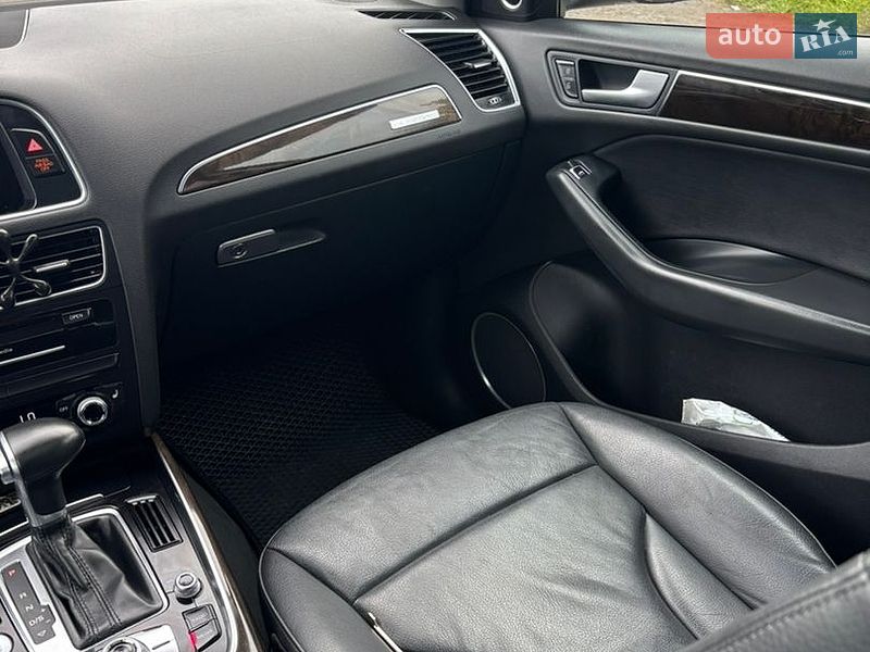 Позашляховик / Кросовер Audi Q5 2013 в Володимирі