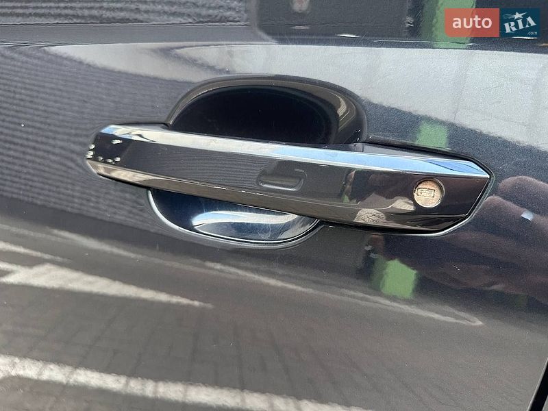 Внедорожник / Кроссовер Audi Q5 2020 в Киеве