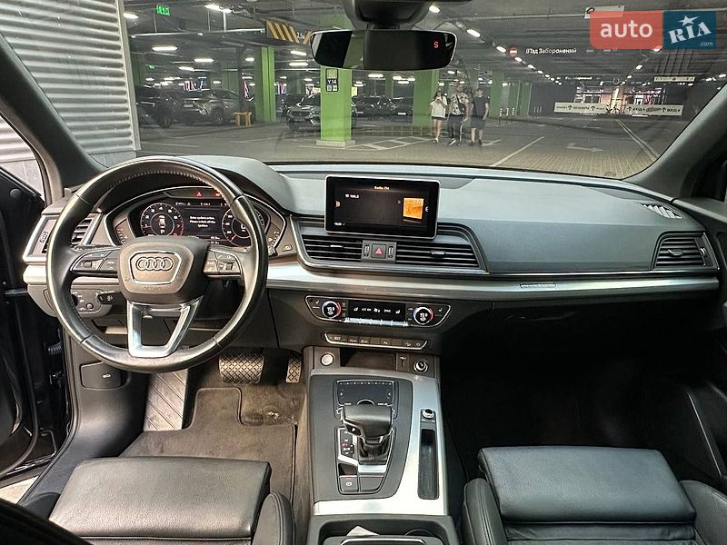 Внедорожник / Кроссовер Audi Q5 2020 в Киеве