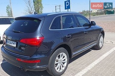 Внедорожник / Кроссовер Audi Q5 2015 в Черноморске