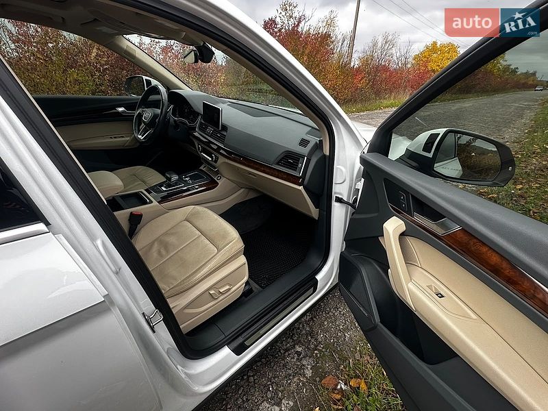 Внедорожник / Кроссовер Audi Q5 2017 в Кременце