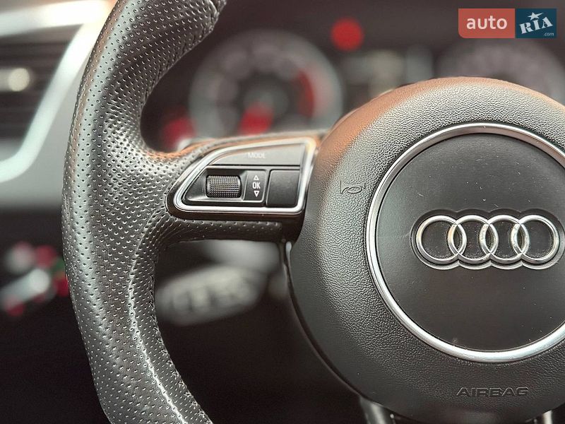 Позашляховик / Кросовер Audi Q5 2015 в Києві