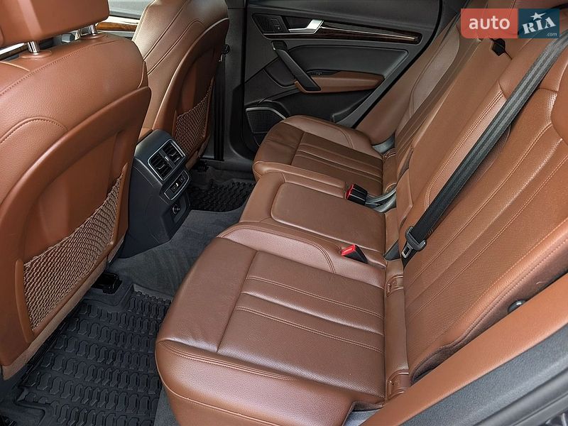 Позашляховик / Кросовер Audi Q5 2018 в Дрогобичі